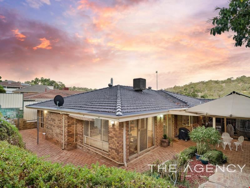 27 Bilkurra Way, Mount Nasura WA 6112