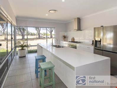 171 Pinnacle Avenue, Ambergate WA 6280