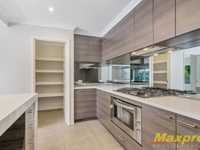 37 Belvedaire Way, Lynwood WA 6147