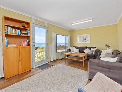 43 DE BURGH STREET, Ledge Point WA 6043