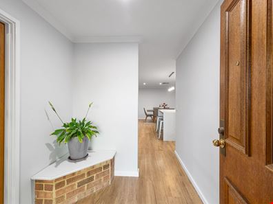 4 Cestrum Rise, South Lake WA 6164
