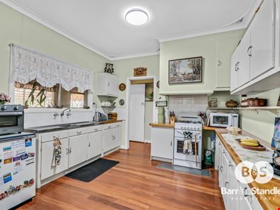1 Thomson Street, Donnybrook WA 6239