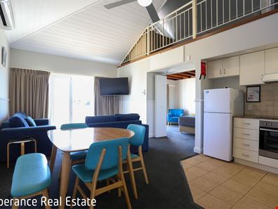 32/1 The Esplanade, Esperance WA 6450