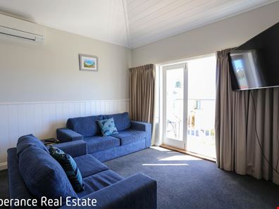 32/1 The Esplanade, Esperance WA 6450