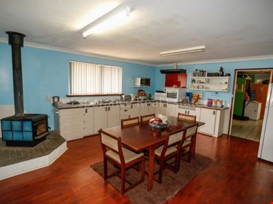 13 Sims Street, Sinclair WA 6450