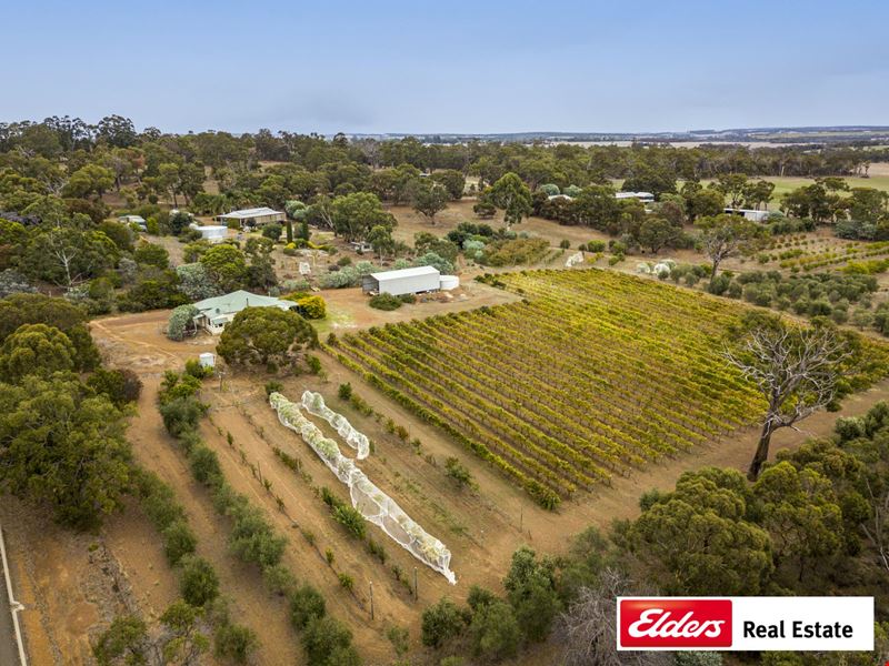 10 Herbert Street, Frankland River WA 6396