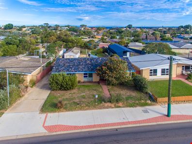 125 North West Coastal Highway, Wonthella WA 6530