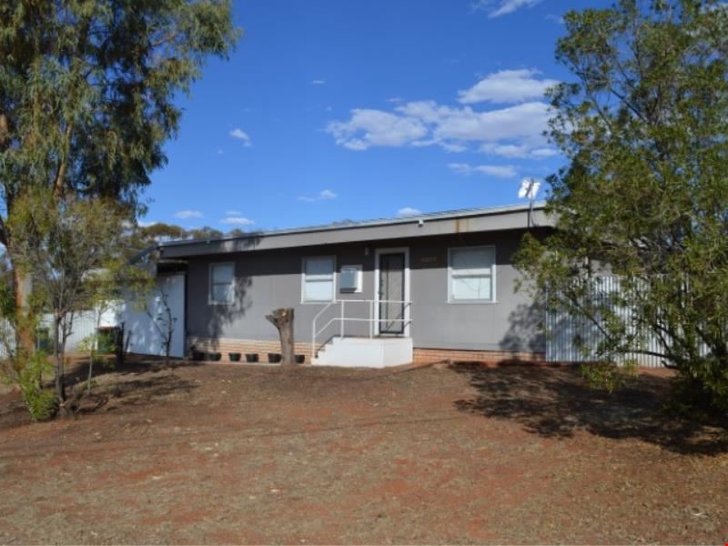 24 New Compton St, Kambalda East WA 6442