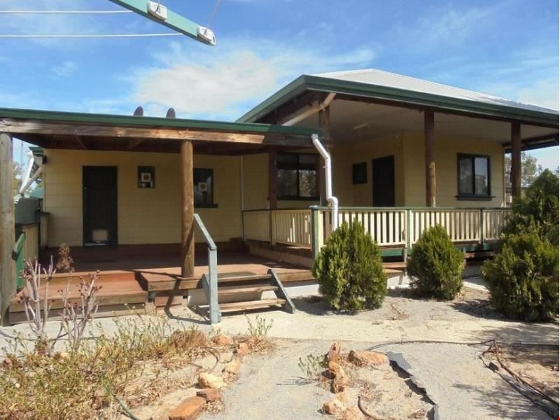 49 King St, Mingenew WA 6522