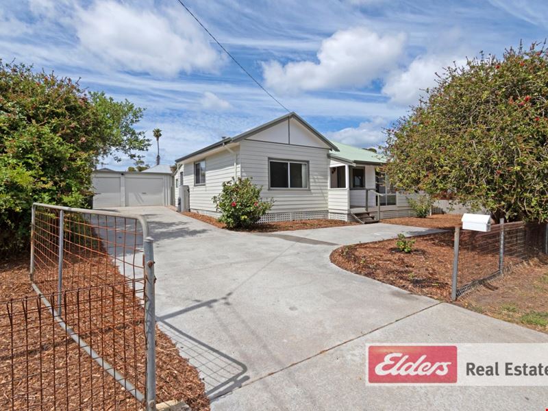 31 Katoomba Street, Orana WA 6330