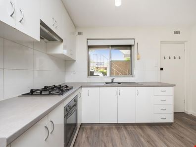 6/25 The Avenue, Crawley WA 6009