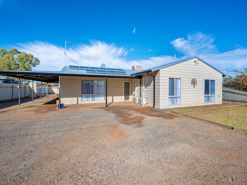 101 Shaw Street, Coolgardie WA 6429