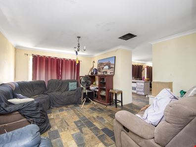17 Lifford Way, Bellevue WA 6056