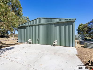 105 Stock Route Road, Dongara WA 6525