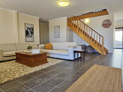 17 Goodenia Way, Kalbarri WA 6536