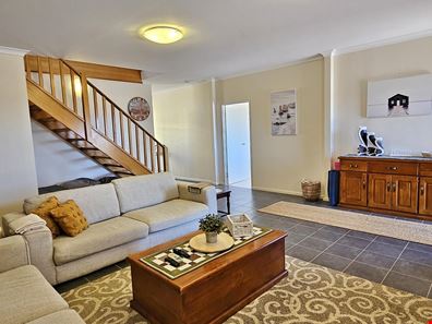 17 Goodenia Way, Kalbarri WA 6536