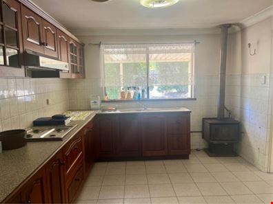8 Noel Road, Gooseberry Hill WA 6076