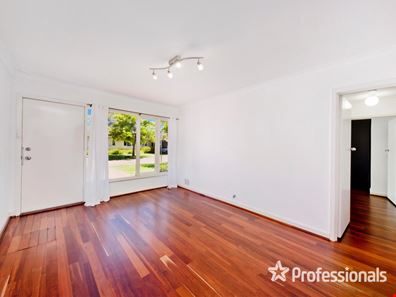 2/67 Tendring Way, Girrawheen WA 6064