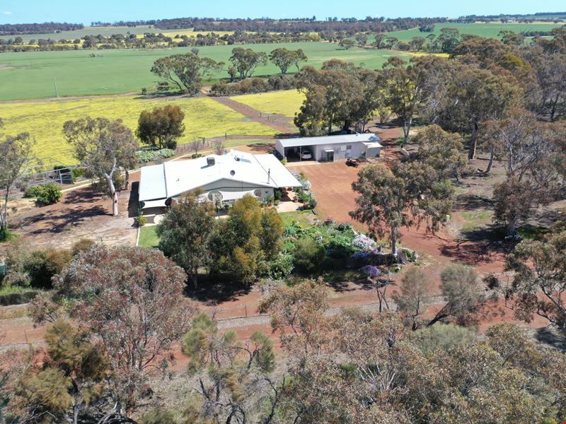 360 Parks Road, Highbury WA 6313