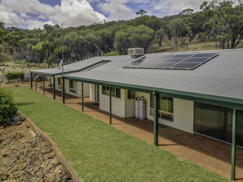 103 & 115 Timber Creek Crescent, Toodyay WA 6566