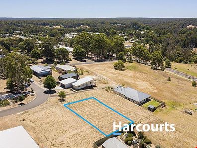 11 McAlpine Mews, Nannup WA 6275