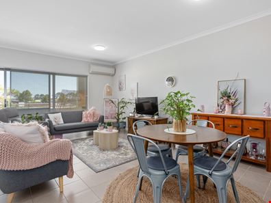 20/28 Metro Turn, Ellenbrook WA 6069
