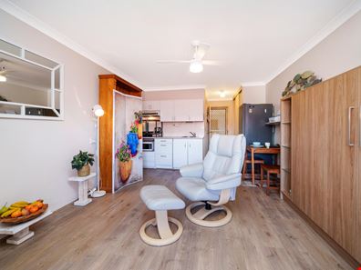 167/7 Harman Road, Sorrento WA 6020