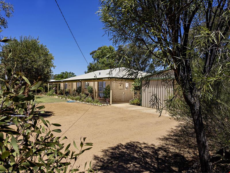 5 Zenobia Place, Woorree WA 6530