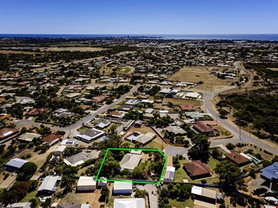 5 Zenobia Place, Woorree WA 6530