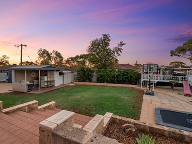 4 Alman Place, Hannans WA 6430