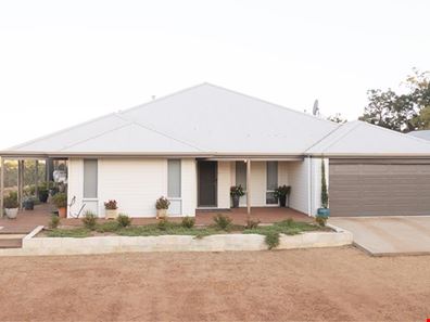 111 O'Connell Road, Wandering WA 6308
