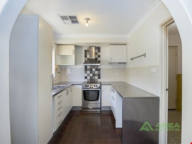 24 Lalor rd, Kenwick WA 6107
