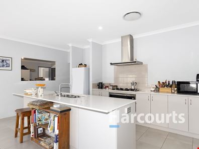 16 Greenwood Way, Capel WA 6271