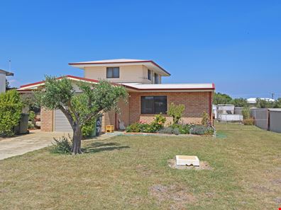 10 McGilp Street, Green Head WA 6514
