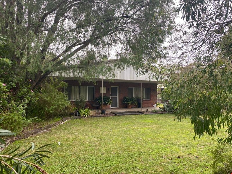 17 Wilson Avenue, Quindalup WA 6281