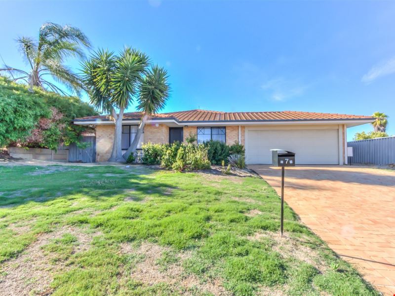 7 Whitsunday Avenue, Ridgewood WA 6030