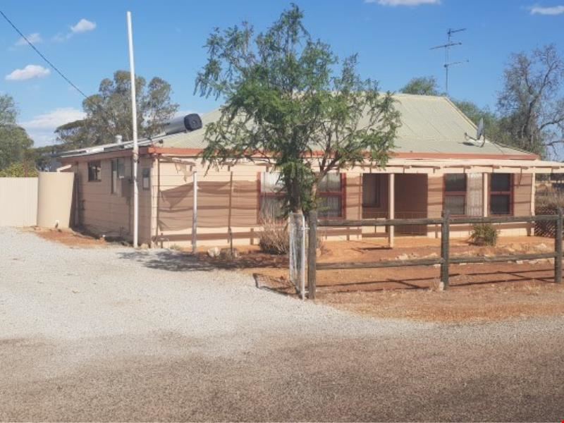 22 Pictoris Street, Southern Cross WA 6426