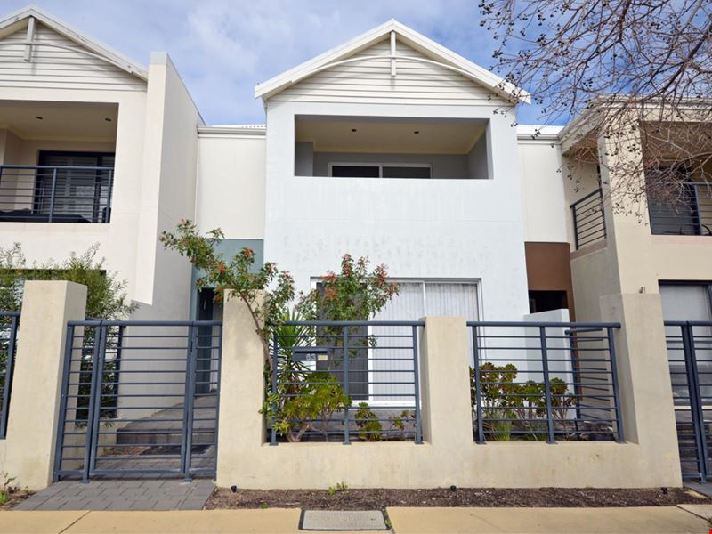 63 Gaudi Way, Clarkson WA 6030