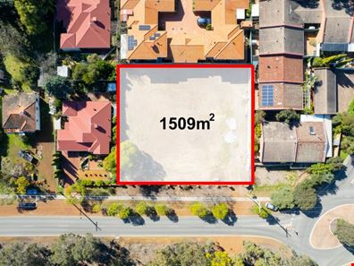 32 Williams Street, Kalamunda WA 6076