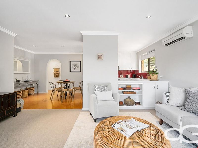 4/7-9 Yeovil Crescent, Bicton WA 6157
