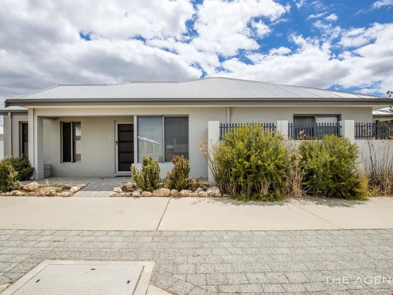 1/18 Axbridge Grange, Alkimos WA 6038