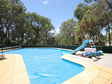 7 Hudson Place, Leschenault WA 6233