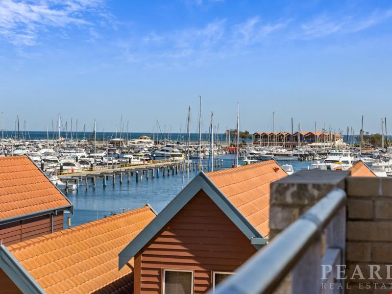 306/68 Southside Drive, Hillarys WA 6025