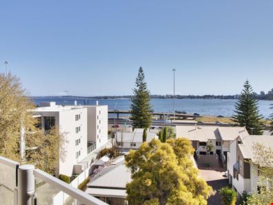7/12 Stone Street, South Perth WA 6151