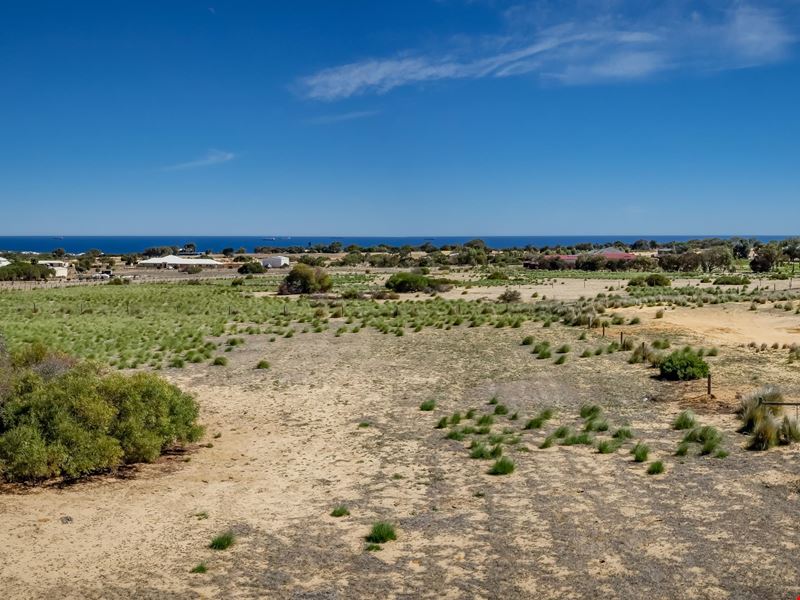 88 Parmelia Boulevard, White Peak WA 6532