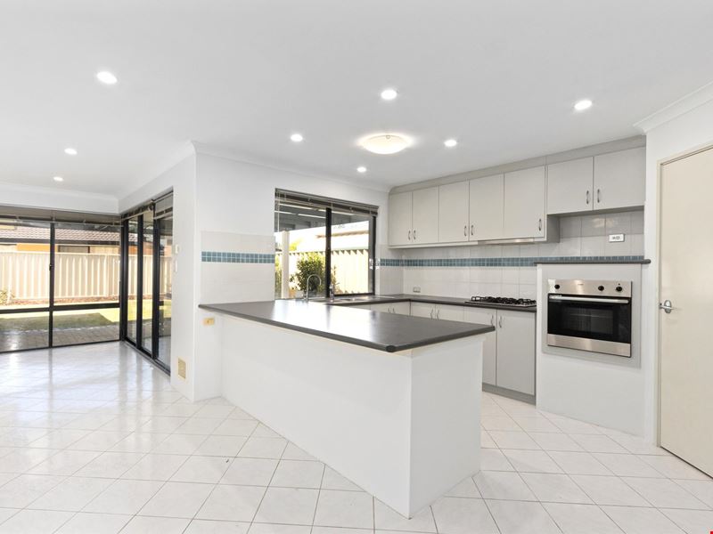 14 Rendition Place, Redcliffe WA 6104