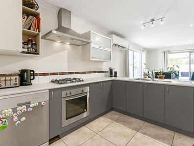 59 Park Road, Kenwick WA 6107