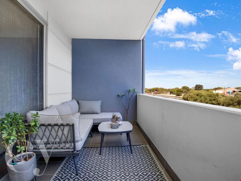 35/25 O'Connor Close, North Coogee WA 6163