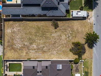 18 Three Bears Loop, Secret Harbour WA 6173
