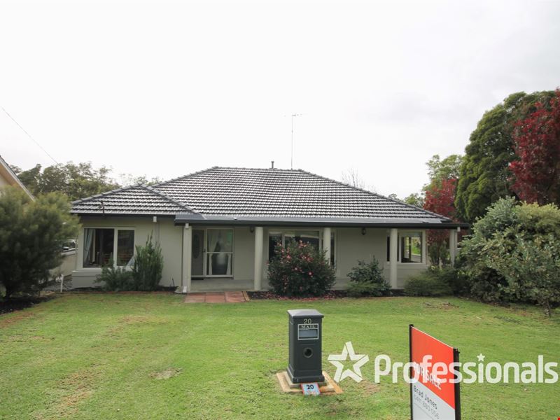 20 Shines Crescent, Brunswick WA 6224